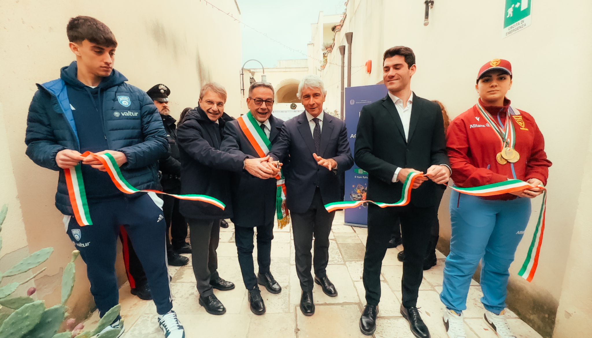 Il Ministro per lo Sport e i Giovani, Andrea Abodi, ha inaugurato il nuovo Hub del Progetto Rete a Brindisi